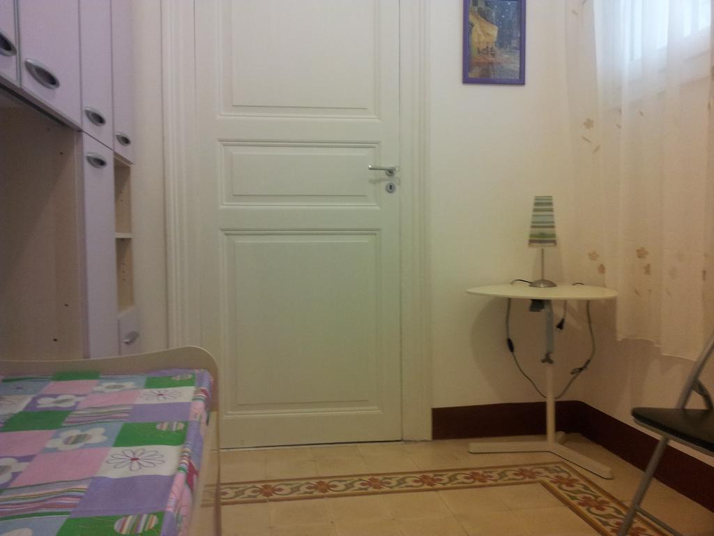 Casa Vacanze Trapani Via Merce Exterior foto